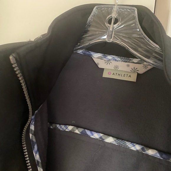 Athleta Ruffle Rain Jacket - Picture 7 of 8